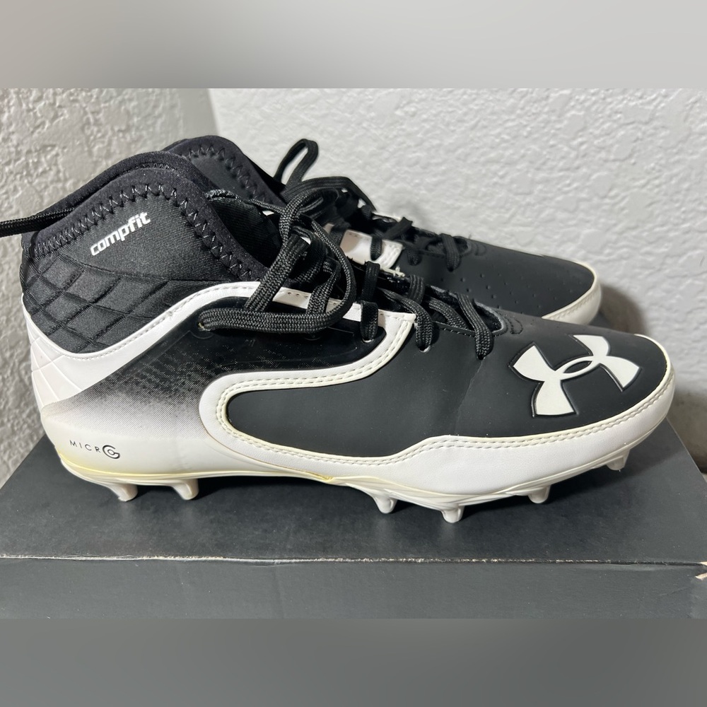 Under Armour Nitro Icon Mid Men’s Football‎ Cleats black white size 8